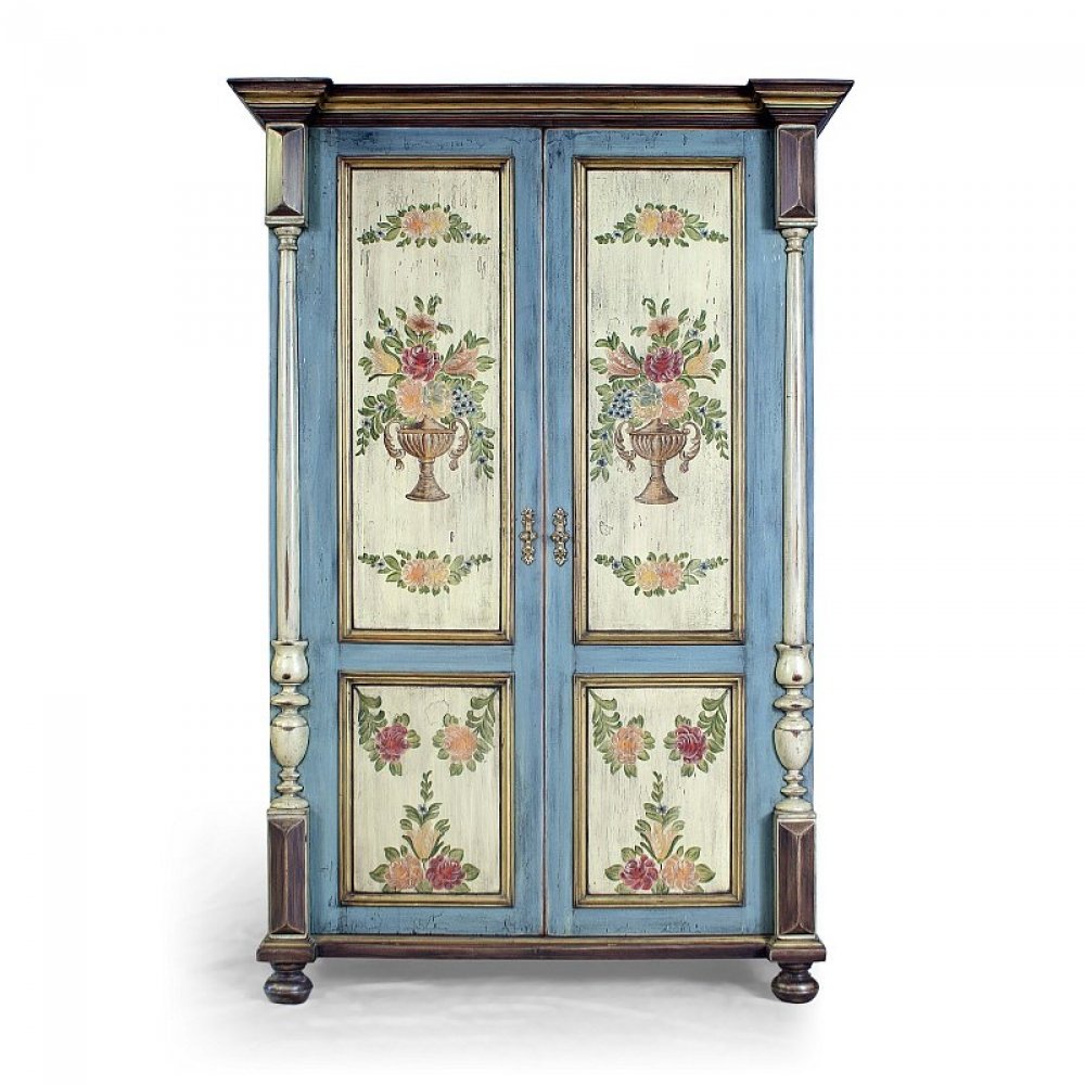 Malovaná dvoudveřová šatní skříň