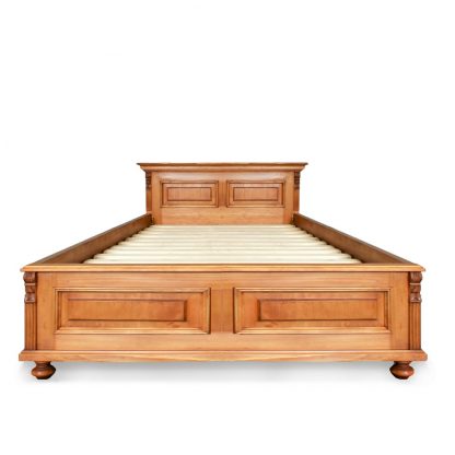 Jednolůžková postel z masivního smrkového dřeva
