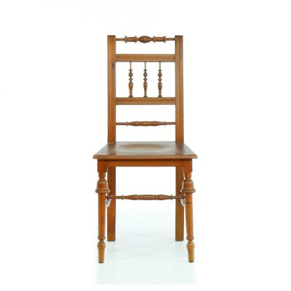 Originální restaurovaná neorenesanční židle.