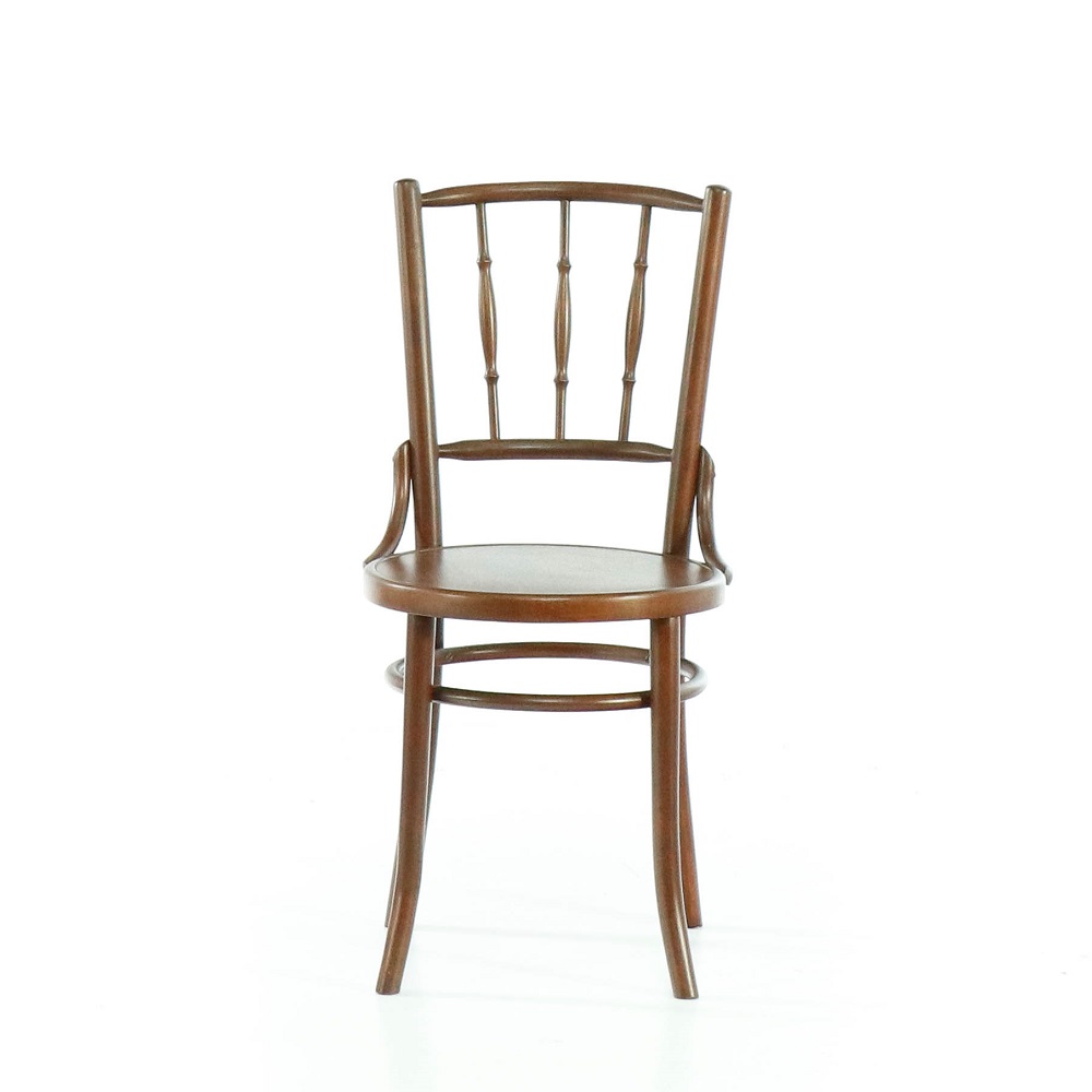 Repasovaná židle ve stylu Thonet