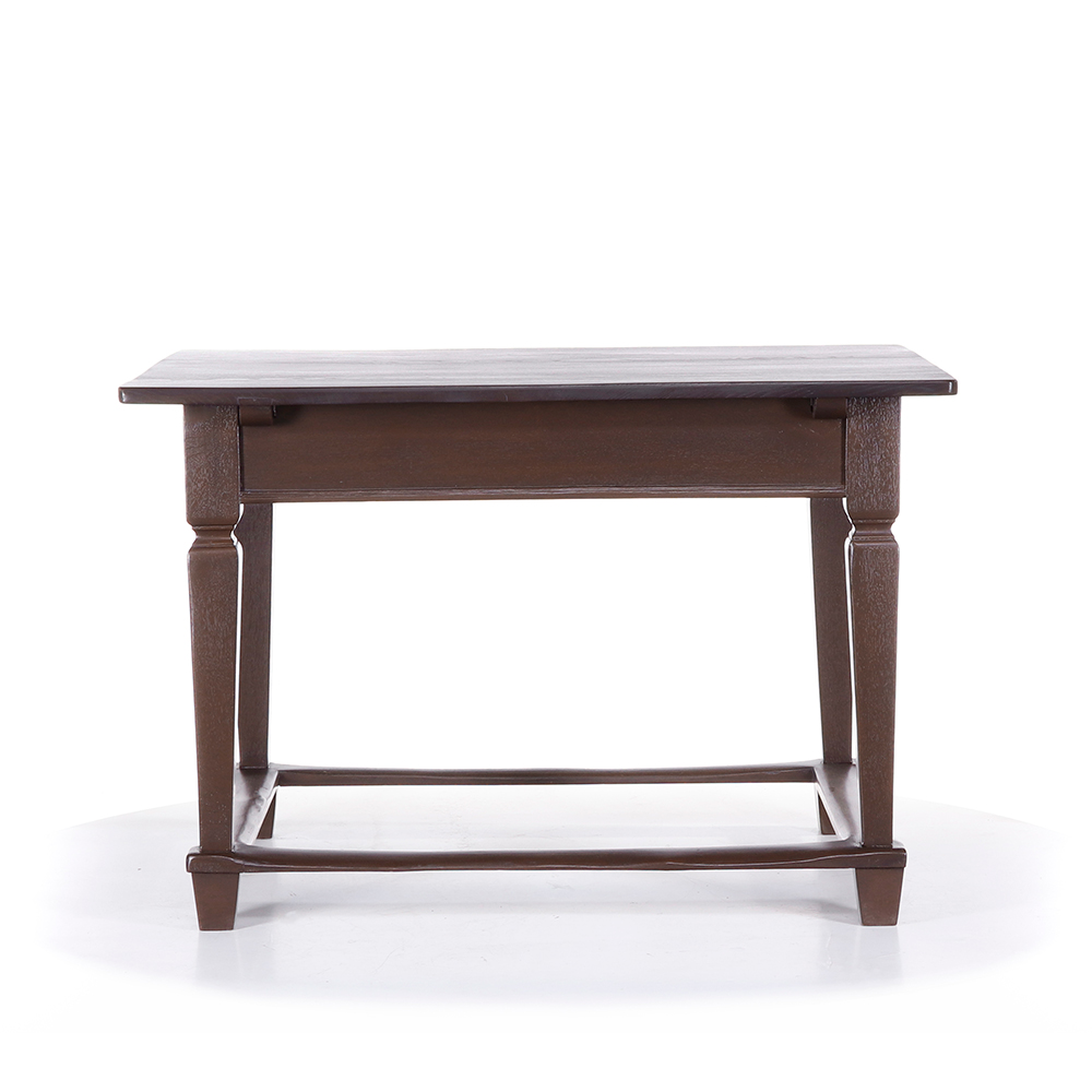 Repasovaný dubový stůl s trnožemi