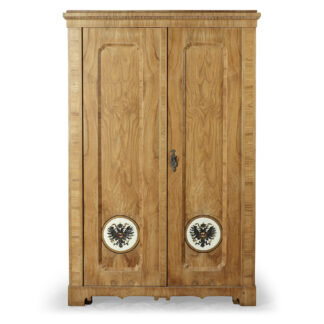 Krásná vykládaná jasanová "Císařská" šatní skříň