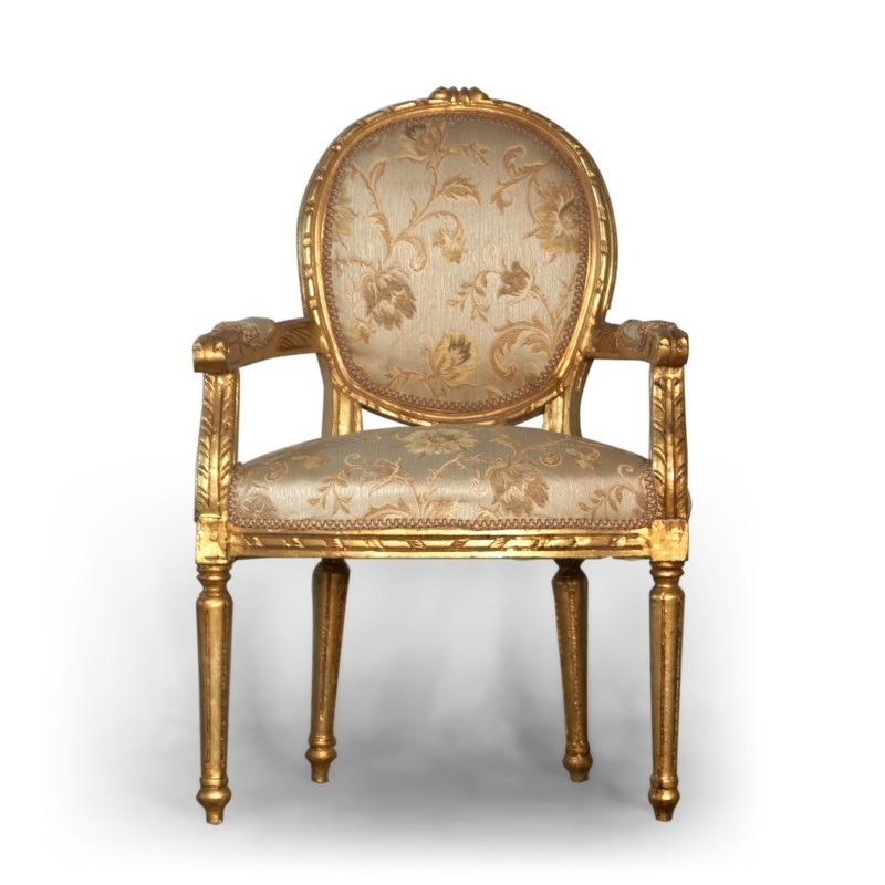 Kopie barokního křesílka se zlatými květy