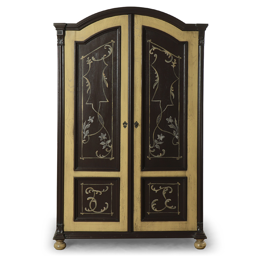 Dubová dvoudveřová skříň s dekorativní malbou