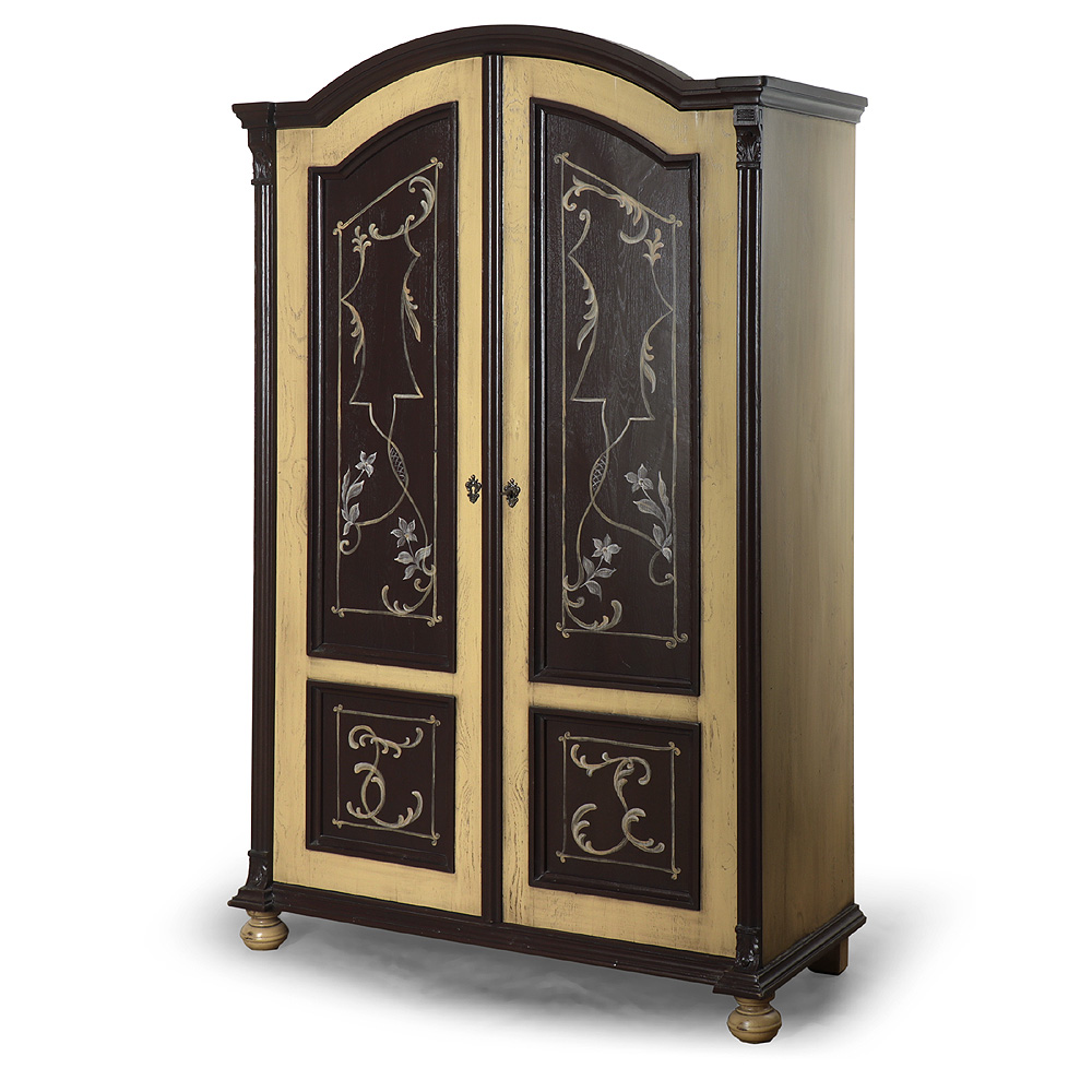 Dubová dvoudveřová skříň s dekorativní malbou