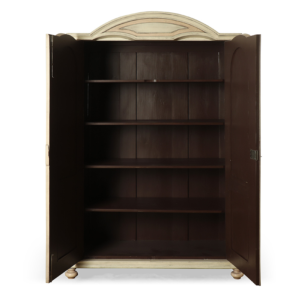 Policová malovaná šatní skříň