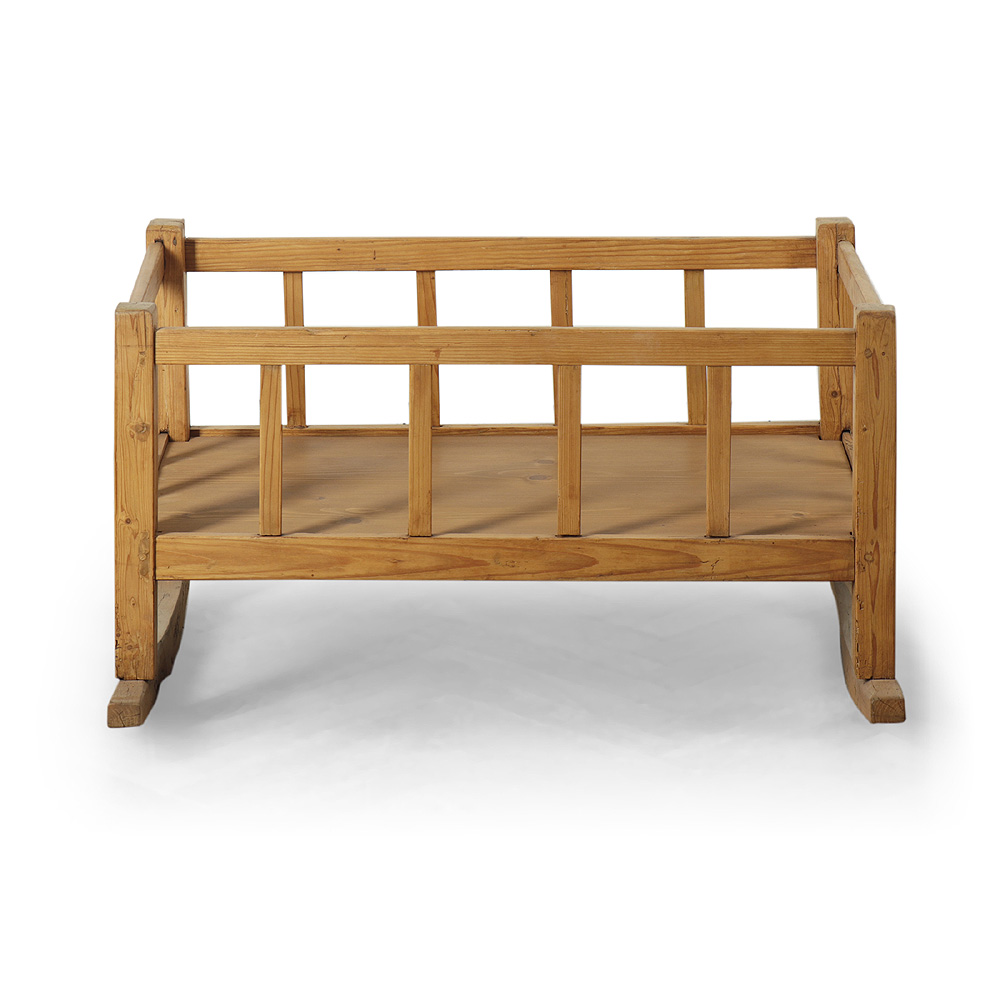 Dětská tradiční kolébka